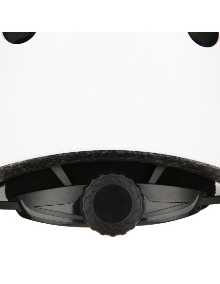 БЯЛА РАЗМЕР M(55-58CM) КАСКА NILS EXTREME