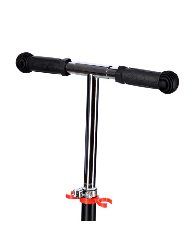 ЧЕРНО-ЧЕРВЕН РОЛЕР NILS EXTREME