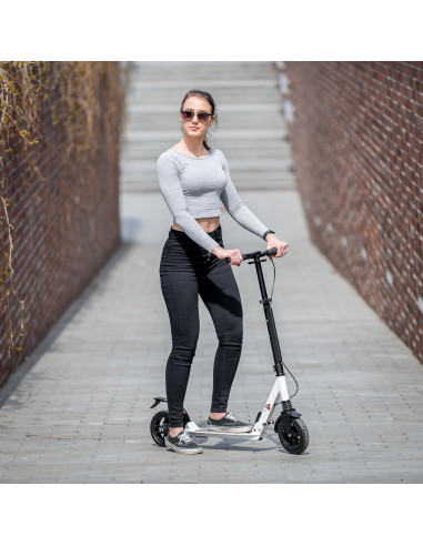 СКУТЕР С ДИСКОВА СПИРАЧКА NILS EXTREME