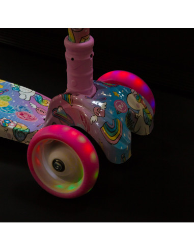 РОЗОВ ДЕТСКИ СКУТЕР NILS FUN