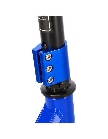 КОСМИЧЕСКИ КАСКАДЬОРСКИ РОЛЯР NILS EXTREME