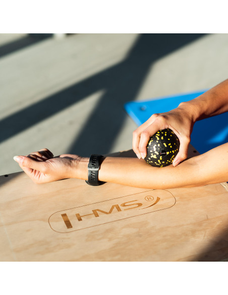 ЧЕРНО-ЖЪЛТ КОМПЛЕКТ ЗА МАСАЖ ФИТНЕС РОЛЕРИ / МАСАЖНИ ТОПКИ (4 бр.) HMS