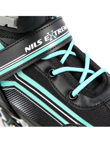 2-В-1 ЧЕРНО-СИНИ РАЗМЕР S (29-33) КЪНКИ СЪС СМЕНЯЕМО ОСТРИЕ ЗА ХОКЕЙ НА ЛЕД NILS EXTREME