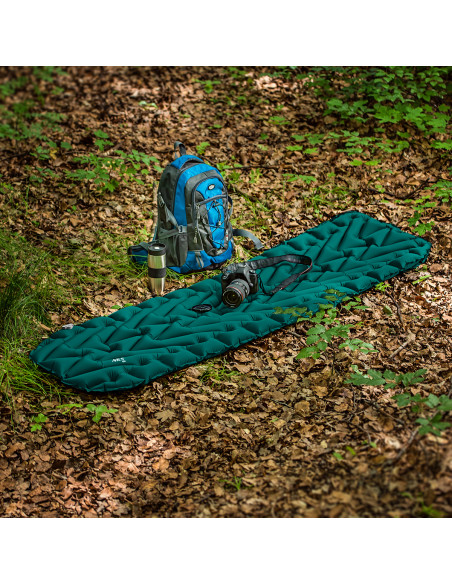 ТЪМНО ЗЕЛЕНА ТУРИСТИЧЕСКА ПОСТЪПКА NILS CAMP