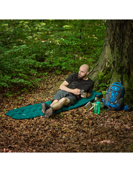 ТЪМНО ЗЕЛЕНА ТУРИСТИЧЕСКА ПОСТЪПКА NILS CAMP