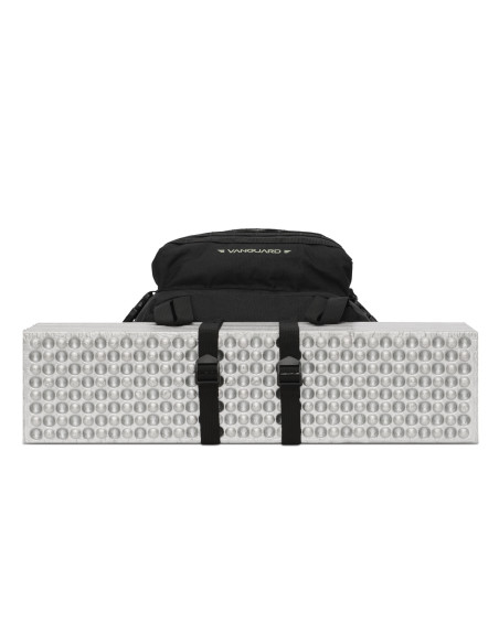 Тактическа раница черна Vanguard 45L Nils Camp