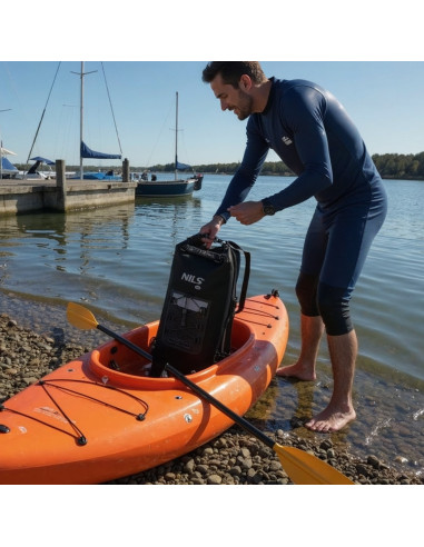 Водоустойчива раница 25 л черна Nils Camp