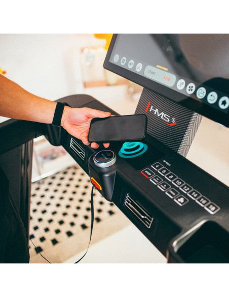 ДОМАШНА БЯГАЩА ПЪТЕКА С ФУНКЦИЯ ЗА НАКЛОН И СПУСКАНЕ HMS