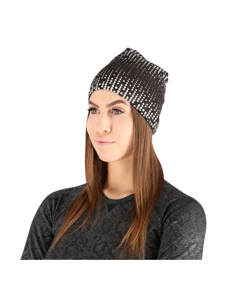 СВЕТЛООТРАЗИТЕЛНА ШАПКА УНИВЕРСАЛНА NILS