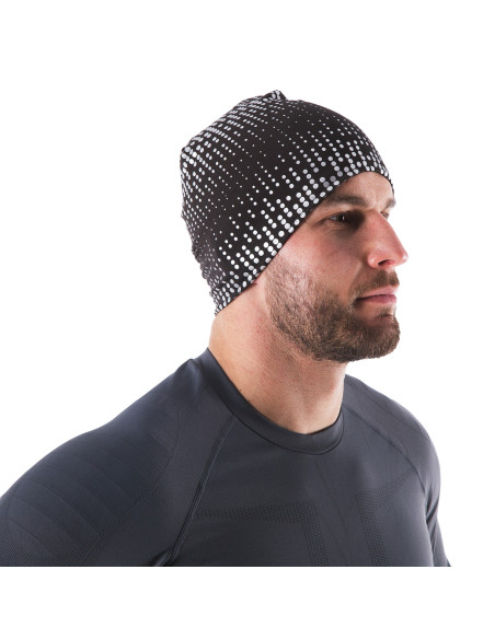 СВЕТЛООТРАЗИТЕЛНА ШАПКА УНИВЕРСАЛНА NILS