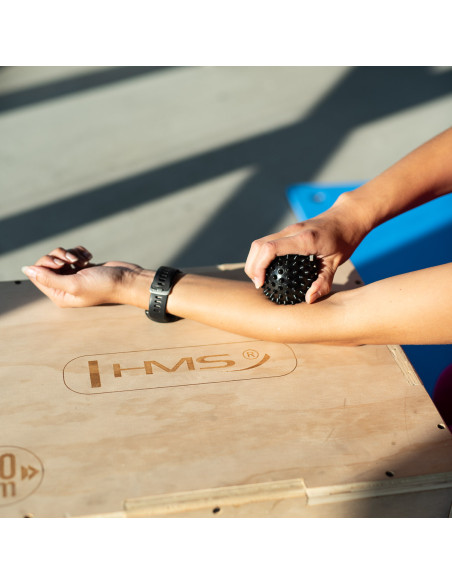 ЧЕРНА МАСАЖНА ТОПКА ТАРАЛЕЖ ЛАКРОС HMS