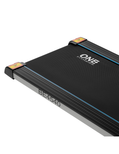 ЕЛЕКТРИЧЕСКА БЯГАЩА ПЪТЕКА С ЕДИН ФИТНЕС МАСАЖОР