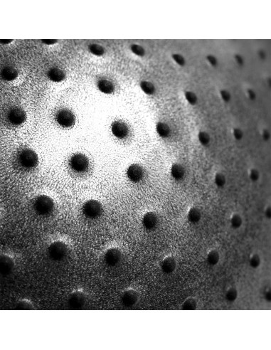 ГИМНАСТИЧЕСКА ТОПКА 75СМ ЧЕРНА С МАСАЖНИ НОБИ HMS